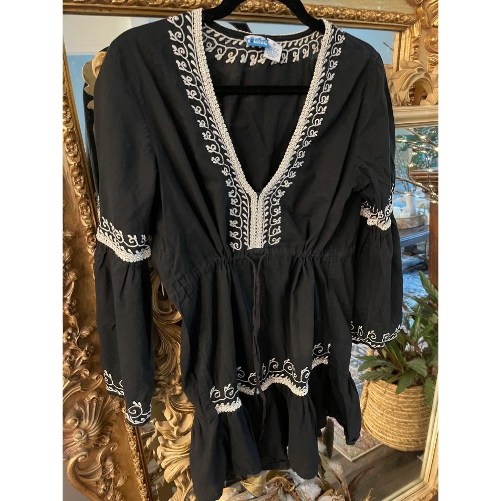 Soaked  Embroidered Tunic Swim Cover  Black/White / L